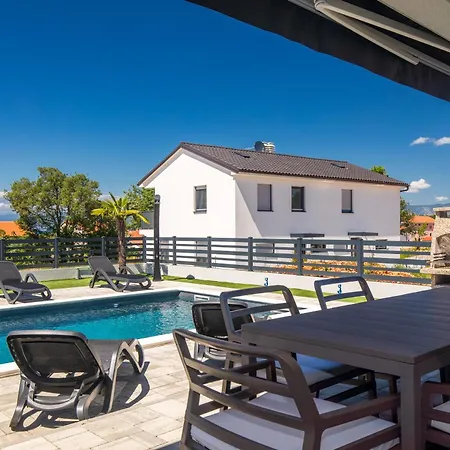 Villa Ferienhaus Jaris